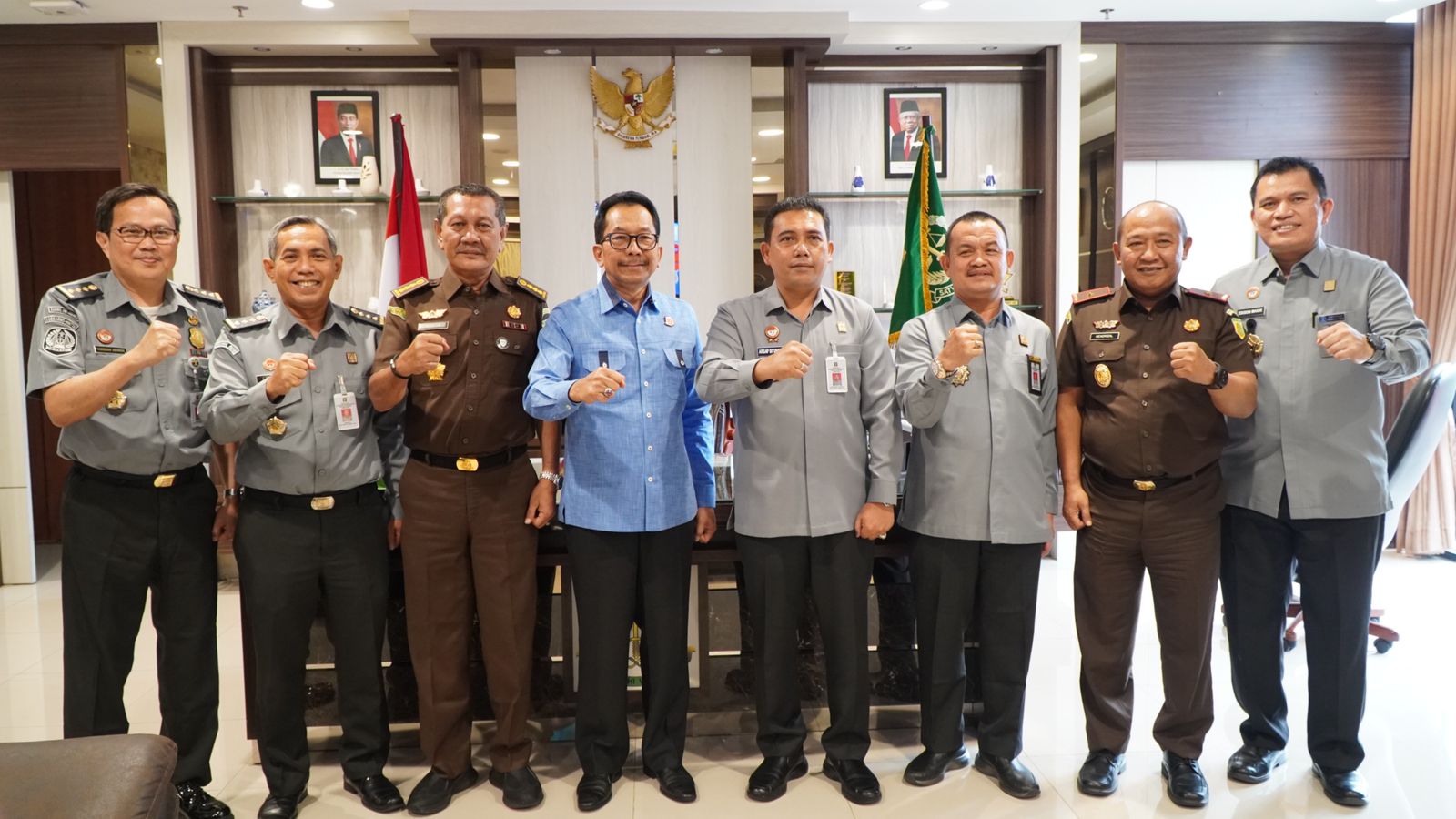 Kunjungan Kerja Kakanwil Kemenkumham Riau ke Kajati Akmal Abbas dalam Rangka Perkuat SinergitasÂ 