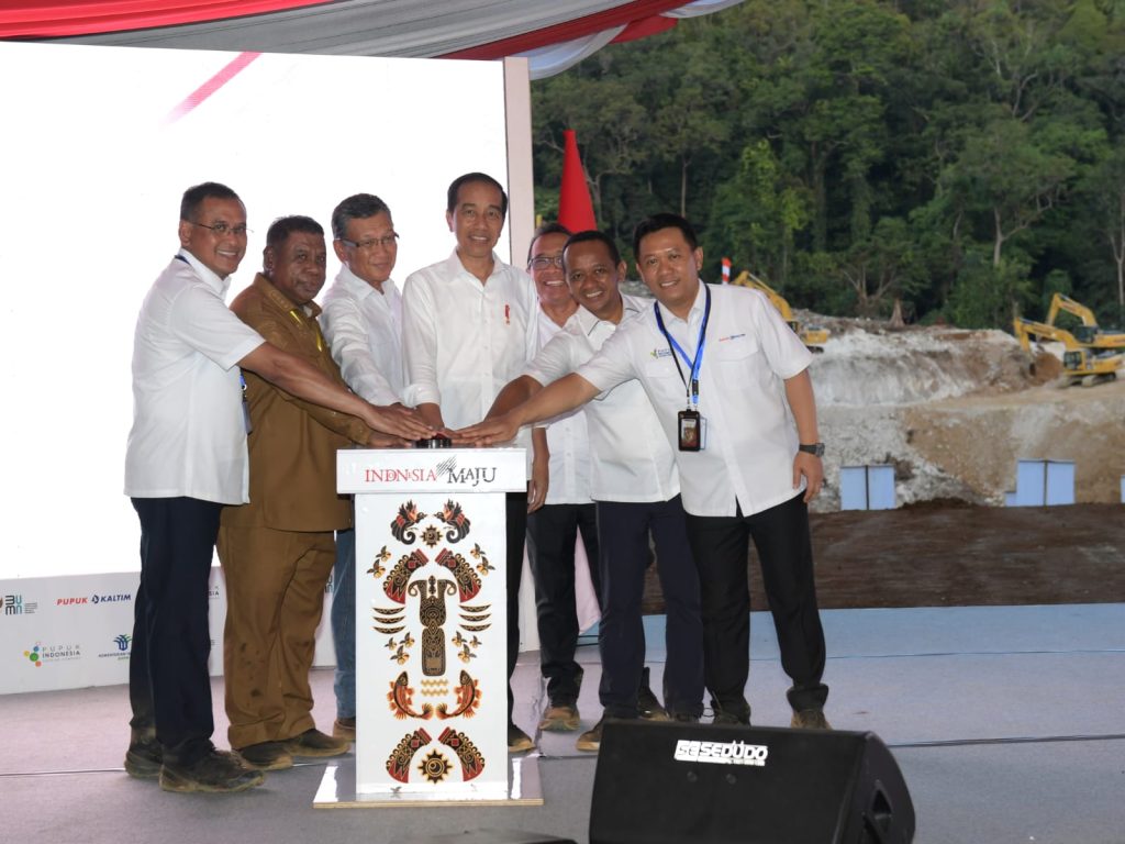 Groundbreaking PSN Kawasan Industri Pupuk Fakfak, Presiden: Agar Wilayah Timur Punya Industri Pupuk