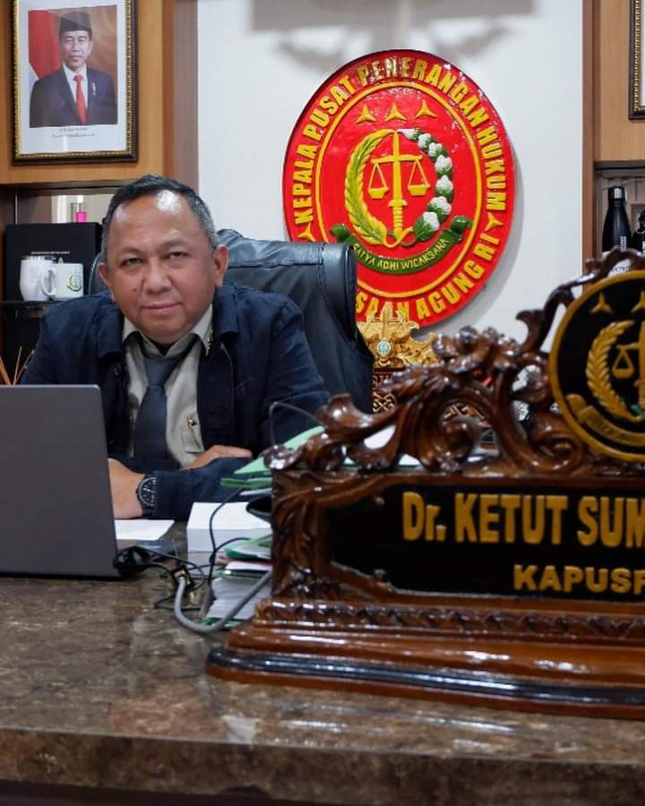 Kejaksaan Agung Memeriksa Saksi KS, AS dan AH Terkait Perkara Komoditas Emas