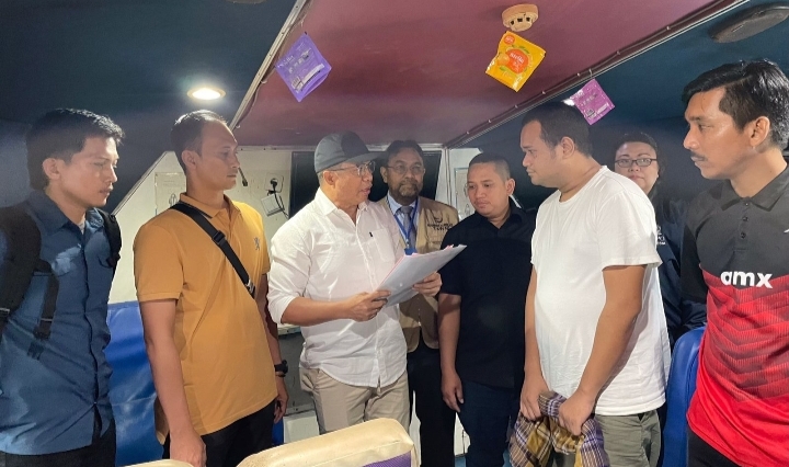 Tim Biro Hukum & Hubungan LN Kejagung Jemput Terpidana Johansyah Dari MalaysiaÂ