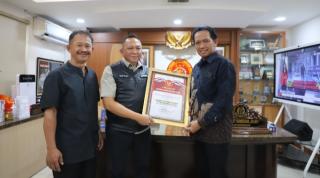 Anugrah Jaksa Agung Terbaik Era Reformasi Diberikan Kepada ST Burhanudin 
