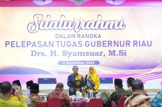Syamsuar Sampaikan Pesan Haru Saat Pelepasan Masa Tugas Gubernur RiauÂ 