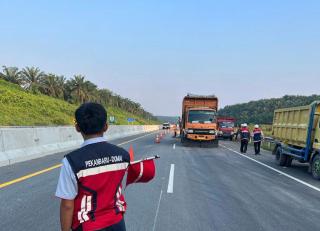 Sambut Nataru, PT HK Lakukan Pemeliharaan Jalan Tol Pekanbaru-Dumai