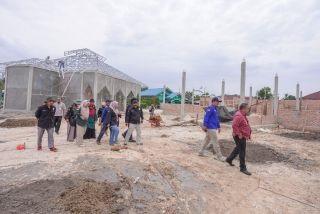 Plt Gubri Bangun Pesantren Tahfiz di Taman Gembira Durilengkeng