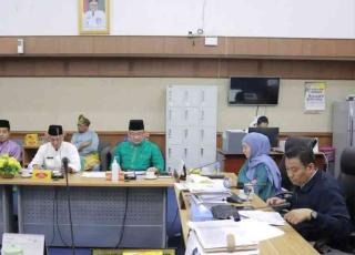 RDP Komisi III DPRD Riau Dengan Bapenda Bahas Peningkatan Sarpras Pemungutan Pajak Kendaraan