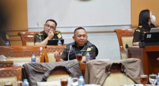Sekdakab Inhu " HH" Beserta Tiga lainnya Diperiksa Terkait Perkara PT Duta Palma Korporasi