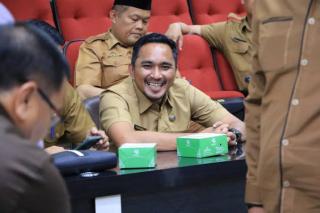 Penyaluran Anggaran Media Pemko Pekanbaru Mencurigakan, Kadis Kominfo Bungkam