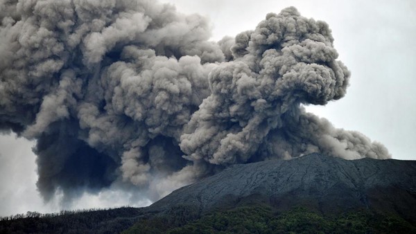 Dua Pendaki Gunung Marapi Asal Riau Dilaporkan Meninggal Dunia