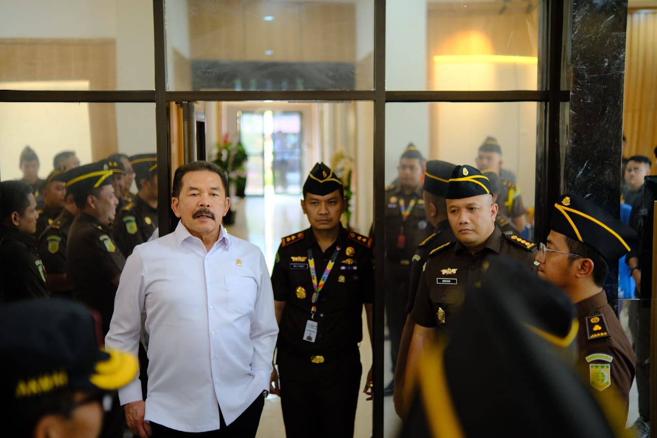 Jaksa Agung ST Burhanudin Berlanjut Melakukan Kunjungan Kerja ke Kejari Siak & Kejari PekanbaruÂ