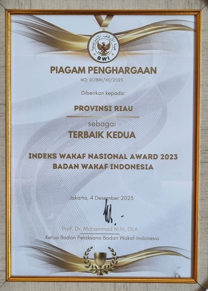 Pemprov dan BWI Riau Raih Penghargaan Perwakafan BWI Award 2023