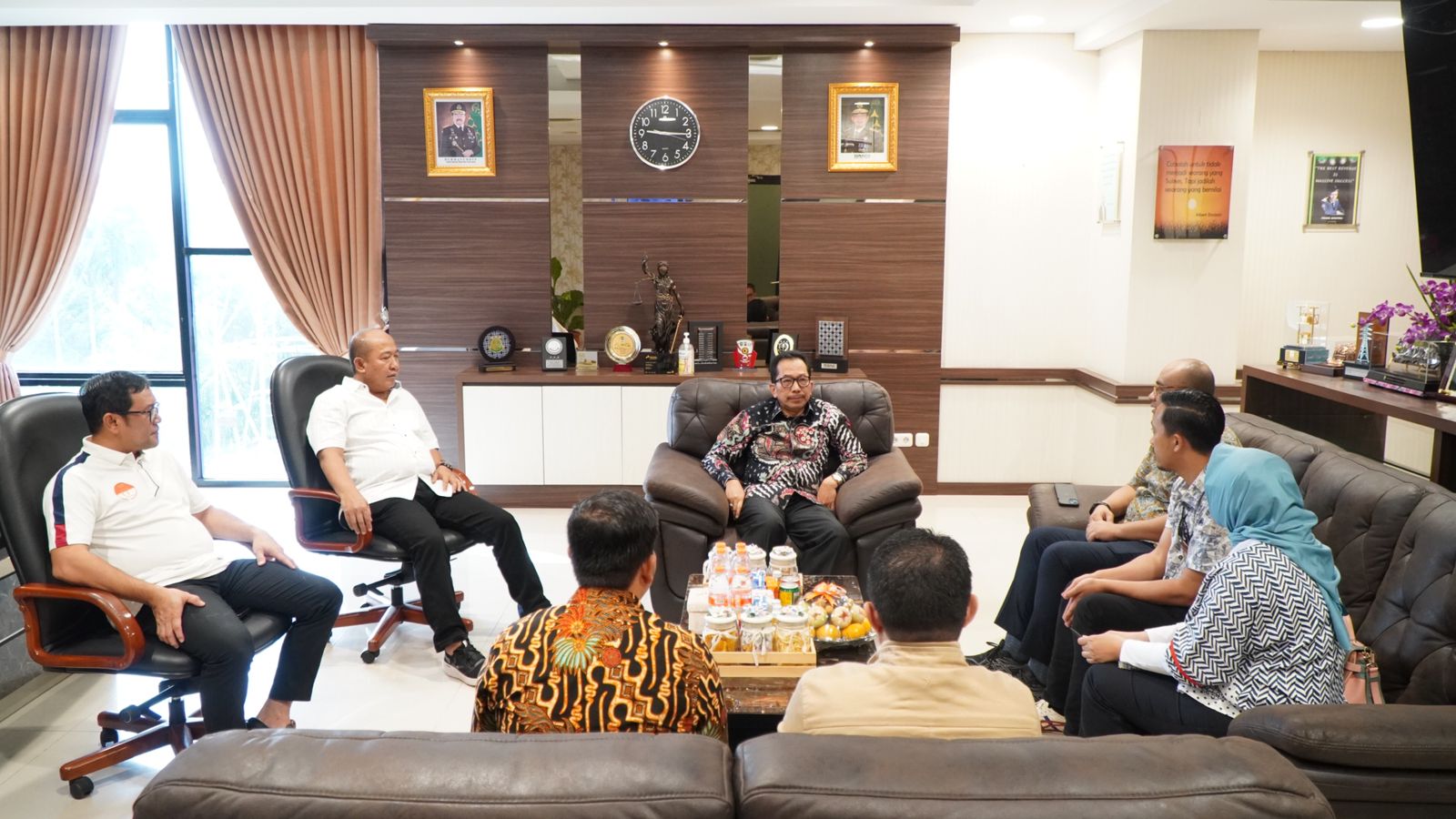 Kajati Riau Terima Kunjungan Kerja dan Silaturahmi Direktur Transformasi Bisnis PT. Pupuk Indonesia
