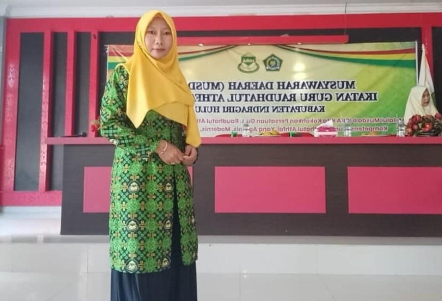 Yuyun Puspa Dewi Guru RA Al-Kautsar Inhu Raih Juara Favorit Anugerah GTK Madrasah Tingkat Nasional