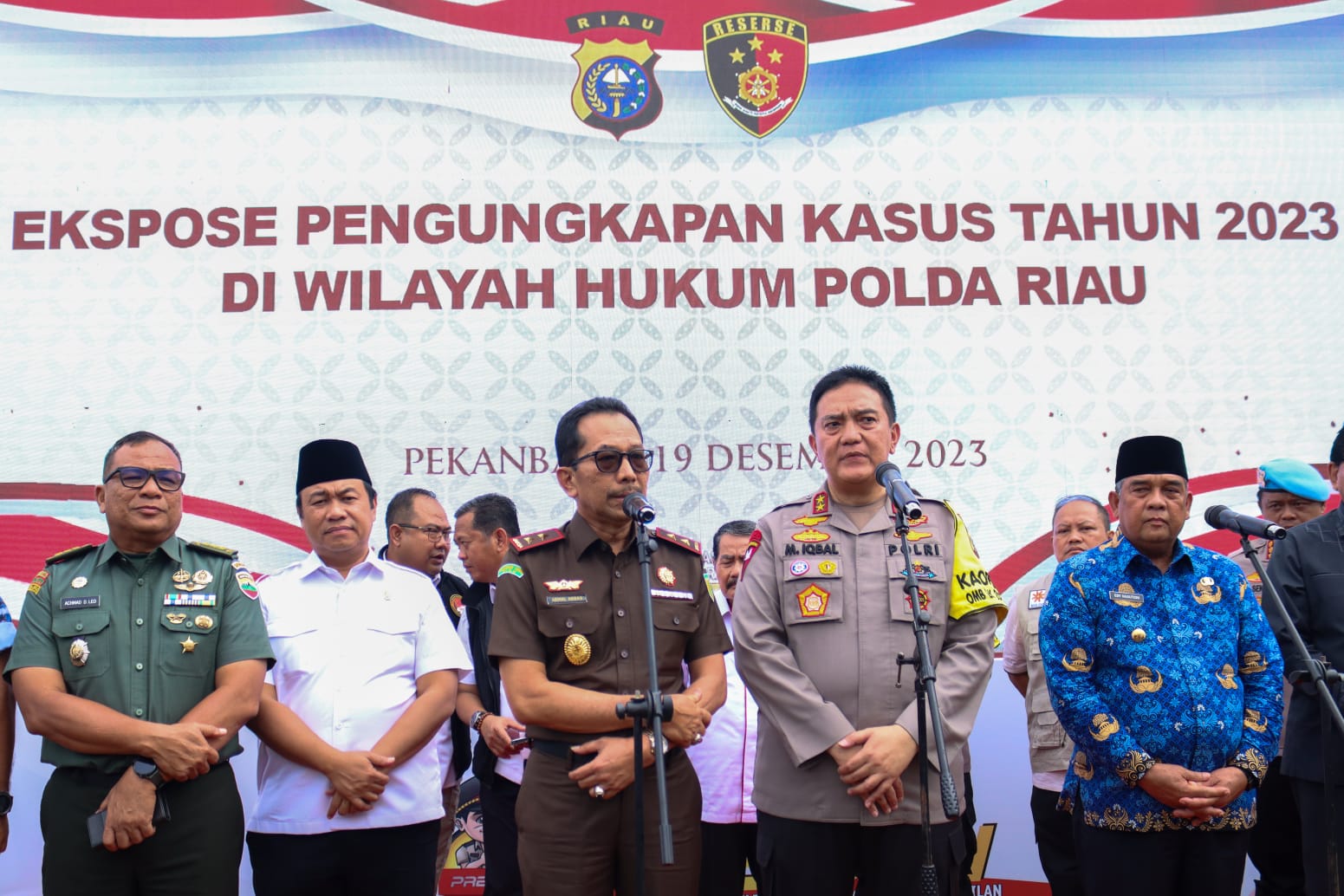 Kajati Riau Hadiri Pemusnahan Barang Bukti Tindak Pidana Hasil Operasi Cipta Kondisi Polda RiauÂ