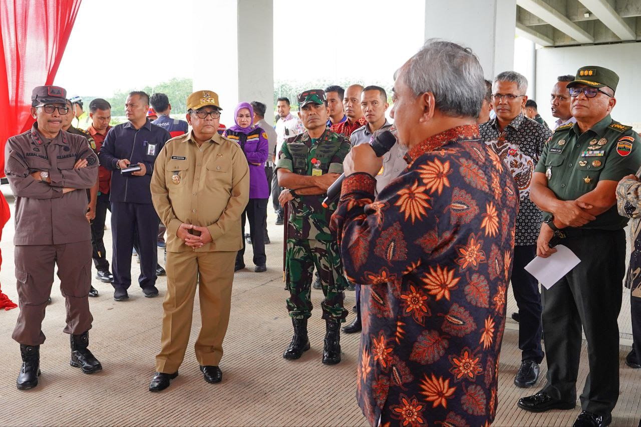 Kajati Riau Akmal Abbas Bersama Forkopimda Tinjau Ruas Jalan Tol Bangkinang - XIII Kito KamparÂ