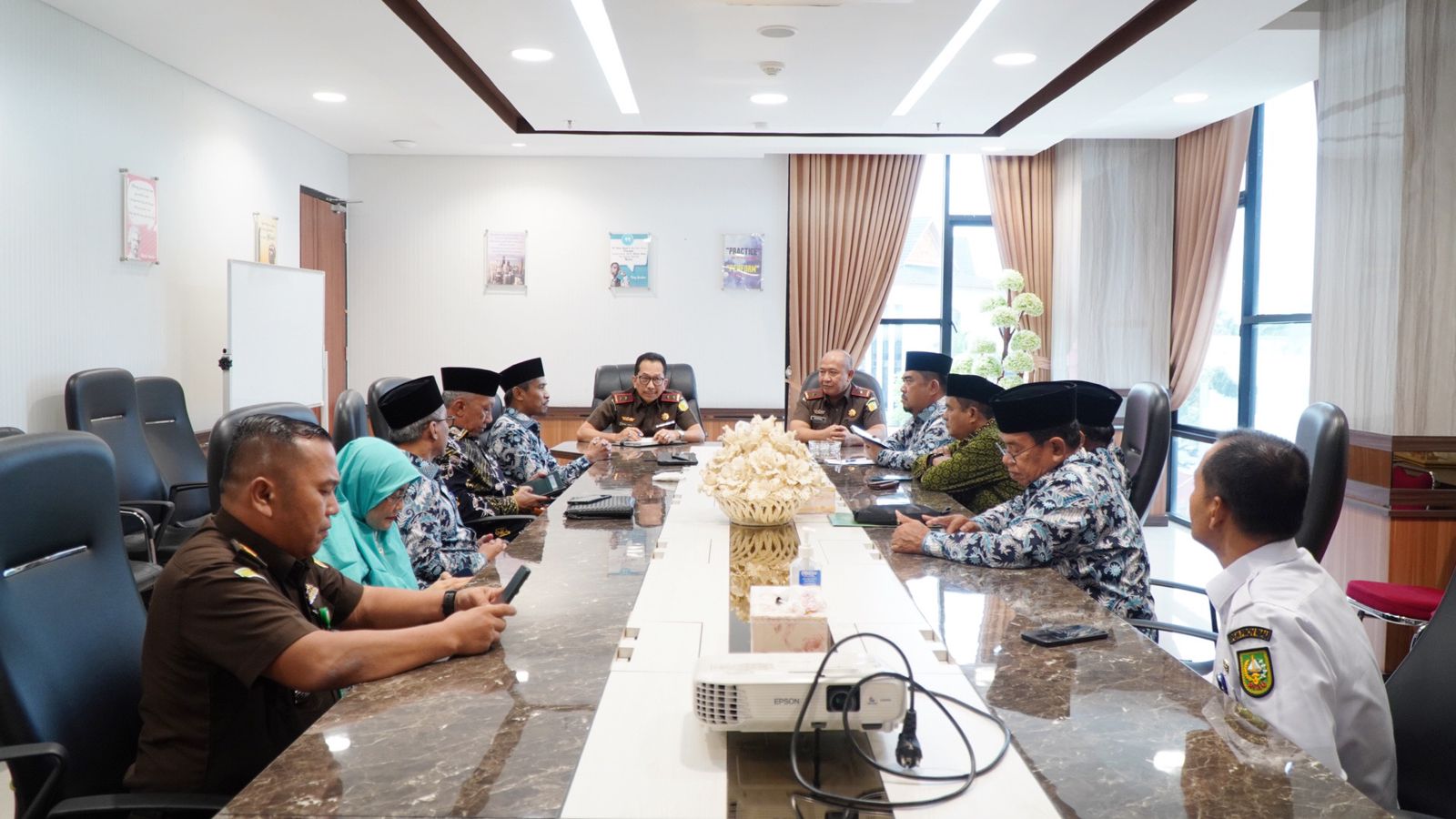 Kajati Riau Terima Kunjungan Kerja Sekaligus Silaturrahmi Ketua Wilayah MuhammadiyahÂ