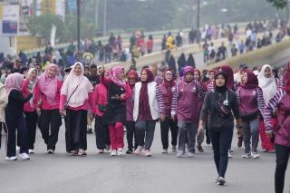HUT ke 23, DWP Riau Gelar Jalan Santai dan Senam Sehat