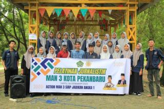 MAN 3 Pekanbaru Gelar Pelatihan Jurnalistik