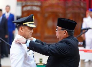Dilantik Sebagai Pj Bupati, Hambali Siap Membangun Kampar Lebih Baik