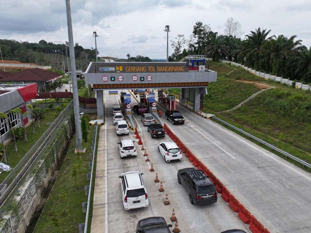 Tol Pekanbaru-Dumai Dilewati 303.446 Kendaraan, Terbanyak Dibanding JTTS Lainnya