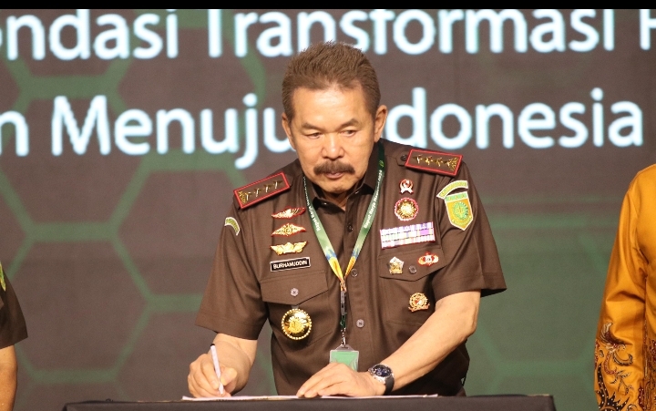 Jaksa Agung ST. Burhanudin Beri Penghargaan “R. Soeprapto Award Tahun 2024" pada 4 Tokoh NasionalÂ