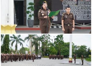 Penerima Apel Kerja Pagi, Aswas Kejati Riau Harapkan Kinerja di Tahun 2024 ini Lebih DitingkatkanÂ 