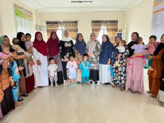 Anggota DPRD Riau Eva Yuliana Siap Bantu 16 Anak Stunting di Kampar