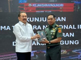 Bangun Sinergitas & Perkuat Kelembagaan, Panglima TNI Silaturahmi Dengan Jaksa Agung ST BurhanudinÂ 