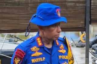 Ditpolairud Polda Riau Ringkus Tiga Pelaku Ilegal Logging di Perairan Meranti