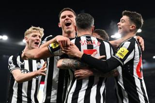 Premier League: Newcastle Permalukan Aston Villa 3-1