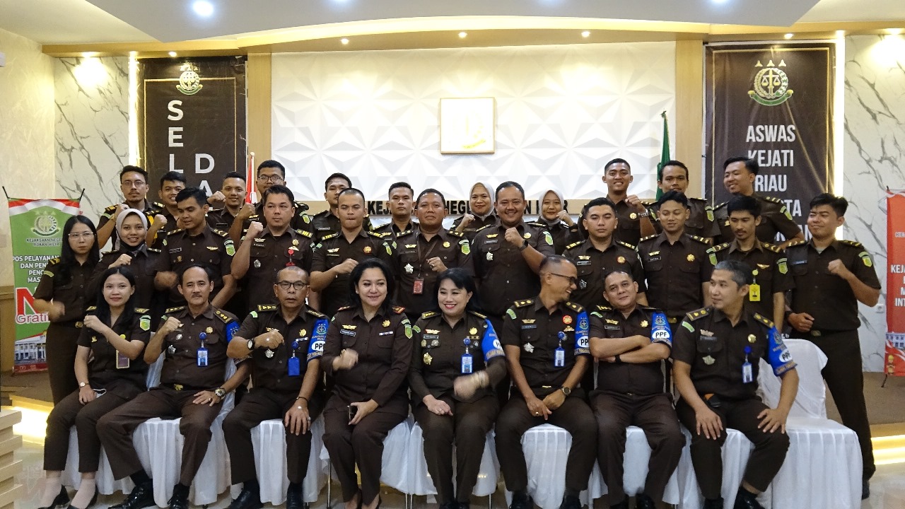 Inspeksi Umum & Khusus Di Kejari Rohil, Aswas Kejati Riau Harapkan Seluruh Pegawai Perbaiki Kinerja