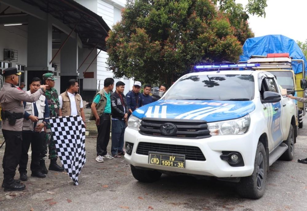 KPU Pelalawan Distribusikan Logistik Pemilu 2024