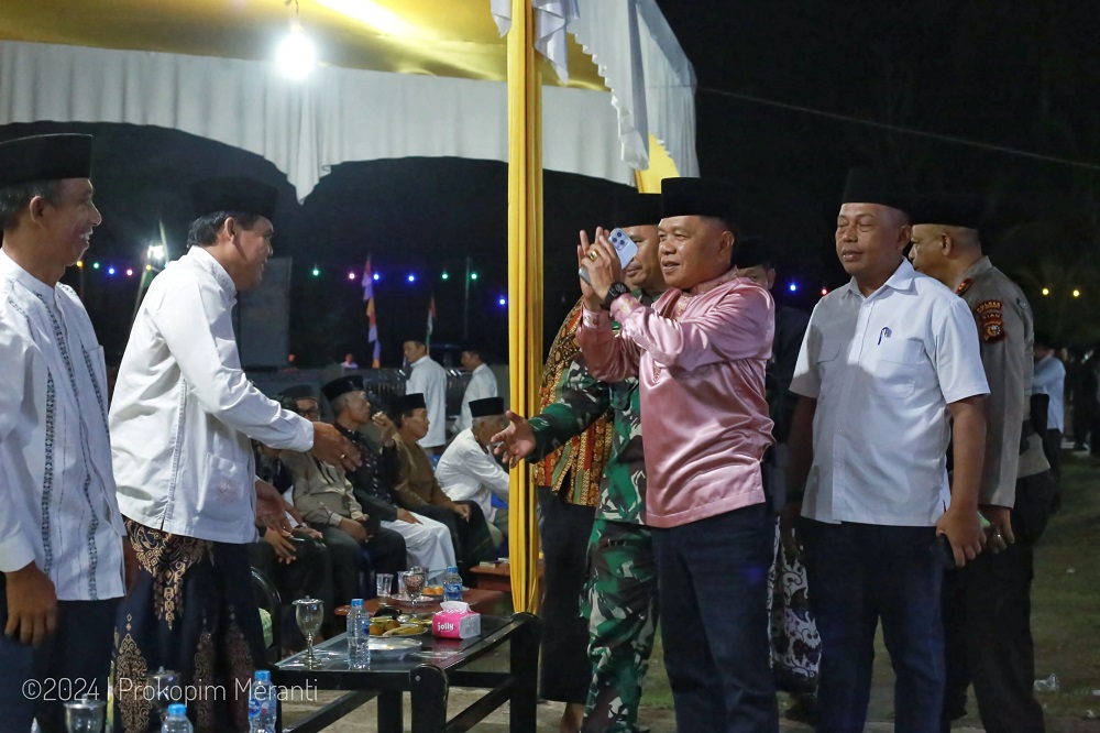Plt Bupati Asmar Hadiri Haflah di Ponpes Hidayatul Muttaqin
