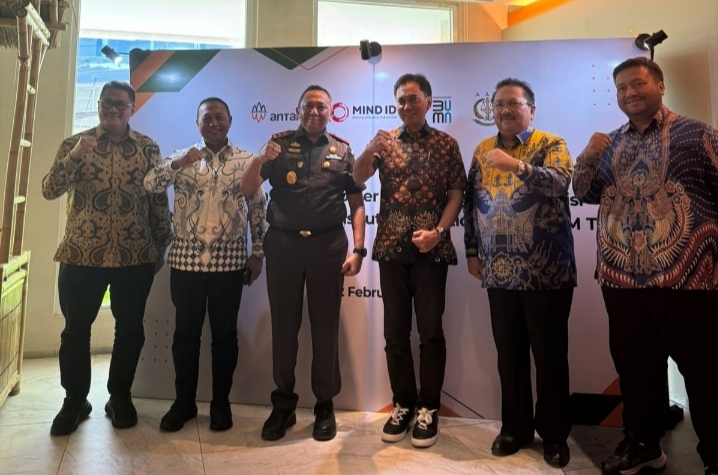 Kajati Bali Dr. Ketut Sumedana Paparkan Tentang Hukum Penanggulangan Kerusakan LingkunganÂ 