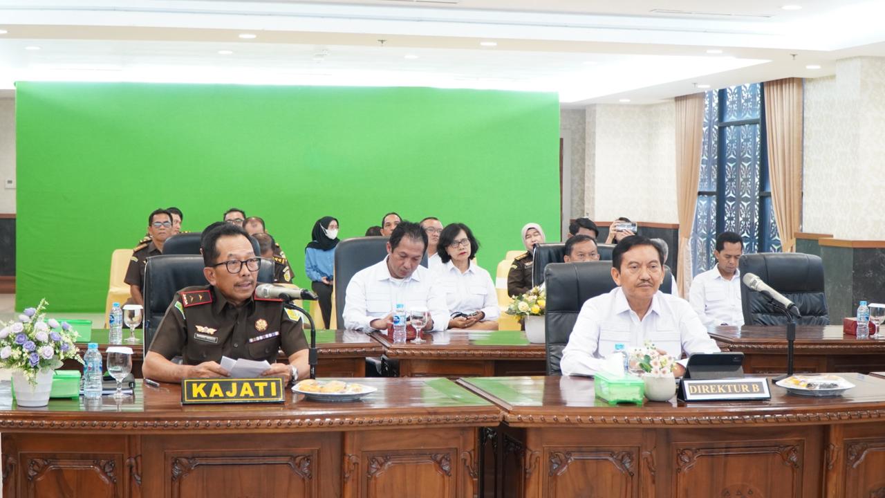Kajati Riau Ikuti Rapat Monitoring Evaluasi Pakem dan Eksistensi Posko Perwakilan Kejaksaan RI