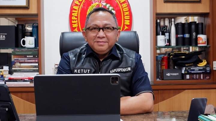 Kejaksaan Agung Memanggil sekaligus Periksa 3 Orang Saksi Terkait Perkara Impor Gula