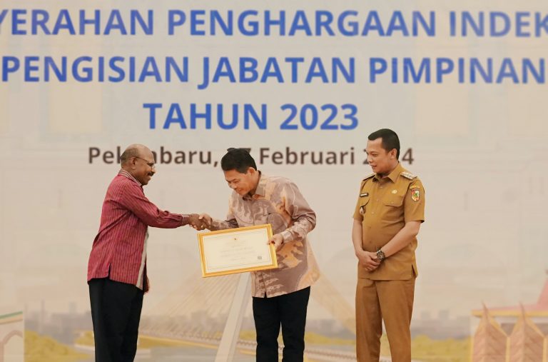 Pemkab Inhil Raih Penghargaan Indeks Kualitas Pengisian Jabatan Pimpinan Tinggi Tahun 2023Â