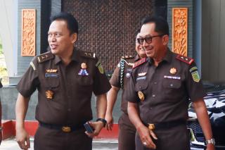 Kajati Riau Akmal AbbasÂ  Sambut Kedatangan Direktur Penuntutan Jampidmil Kejagung
