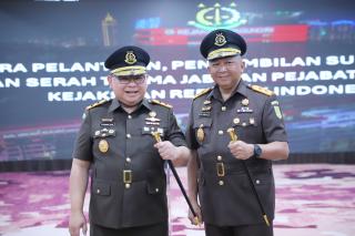 Jaksa Agung ST Burhanuddin Resmi Melantik Kajati DKI Jakarta dan Kajati Bali