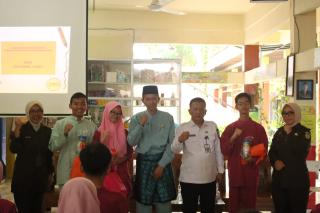Tim Penkum Kejati Riau Berikan Penyuluhan Hukum ke Siswa-Siswi SMAN 5 Pekanbaru