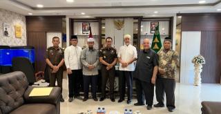 Kajati Riau Menerima Audiensi Pengurus Badan Pengelola Masjid Raya An-Nur Pekanbaru