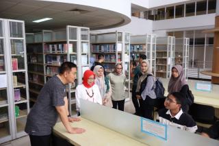 Kapolda Riau Sambangi Perpustakaan Soeman HS, Ini Katanya