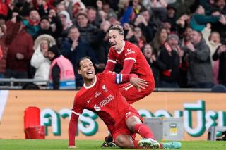 Kalahkan Chelsea, Liverpool Juara Carabao Cu 2023/2024