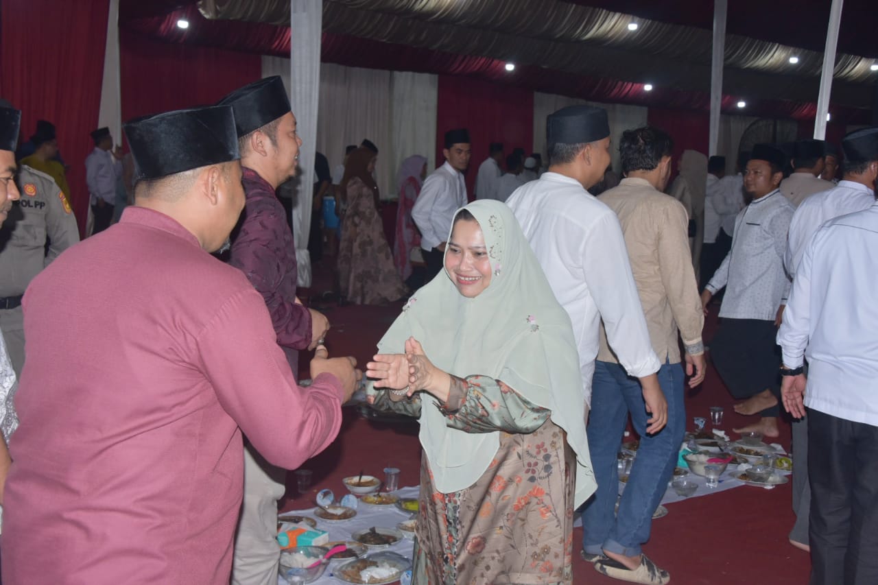 Bupati Kasmarni Gelar Syukuran Sambut Ramadhan di Rumah Pribadi