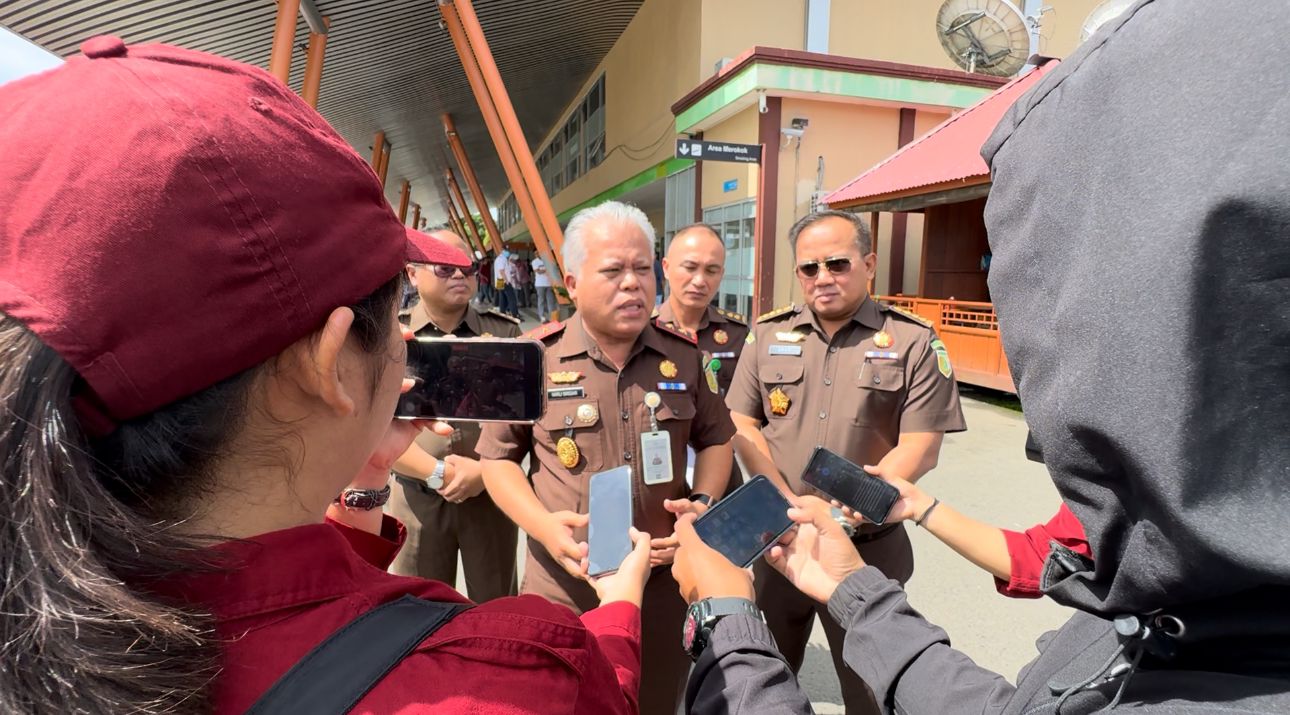 Kajati Papua Barat : DPO Tindak Pidana Korupsi Berinisial DIU Berhasil Diamankan