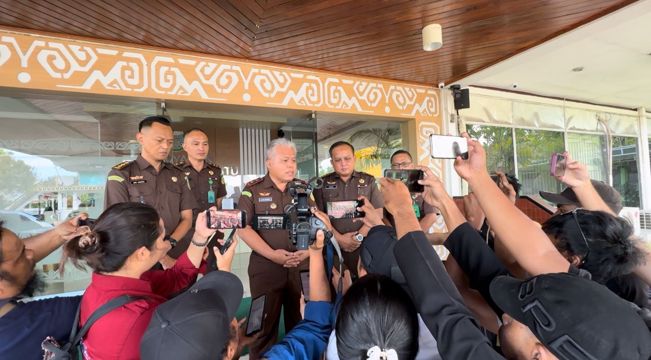 Tersangka AHHN Perkara Korupsi Ditahan Kejati Papua BaratÂ