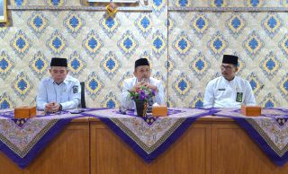 Plt Kakanwil Kemenag Provinsi Riau Kunjungi Pelalawan Pastikan Kesiapan Dokumen Haji