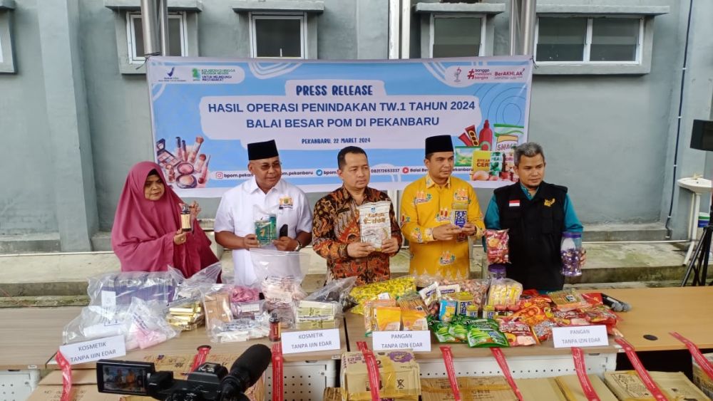 BPOM Pekanbaru Amankan Kosmetik dan Makanan Ilegal Senilai Miliaran RupiahÂ