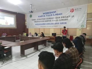 BRIN Latih Mahasiswa di Riau Menulis Karya Ilmiah