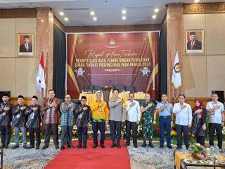 Kajati Akmal Abbas SH.,MH Menghadiri Rapat Pleno Terbuka KPU Riau