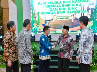 Pj Gubri Hadiri Acara Alih Kelola PT PHE Kepada PT EMP